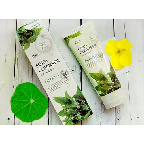 Ekel Пенка для умывания с экстрактом зеленого чая - Green tea foam cleanser, 180мл — изображение 2