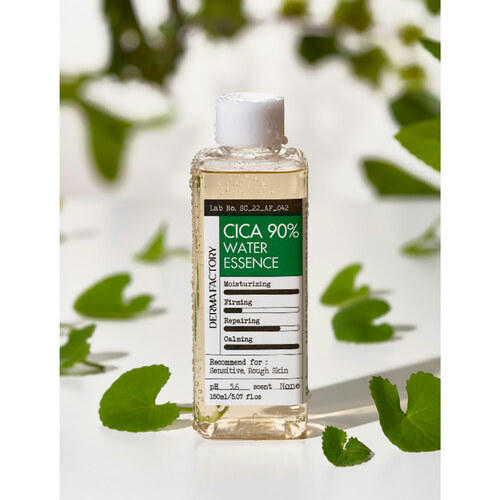 Derma Factory Тонер-эссенция успокаивающая с центеллой азиатской - Cica 90% water essence, 150мл — изображение 3