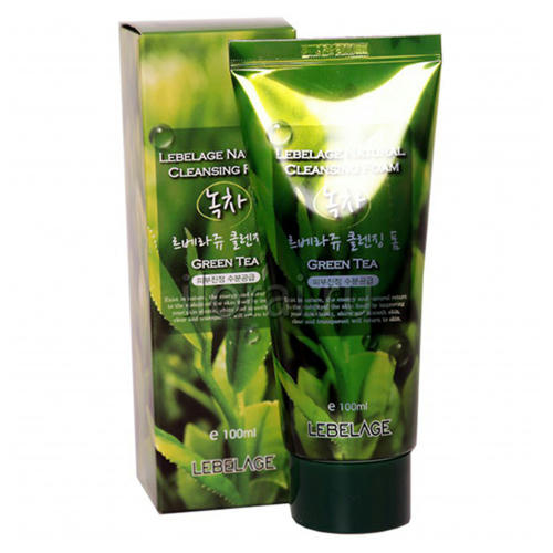 Lebelage Пенка для умывания с зеленым чаем - Green tea cleansing foam, 100мл — изображение 2