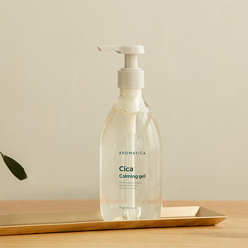Aromatica Успокаивающий гель для лица и тела c центеллой Сica Calming Gel 300 мл — изображение 4