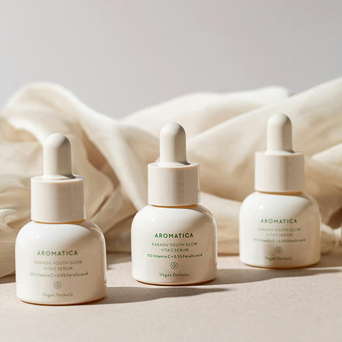 Aromatica Сыворотка для сияния кожи Kakadu Youth Glow Vita С Serum 15% Vitamin C + 0.5% Ferulic Acid 15ml — изображение 2