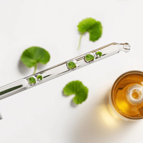 Skin1004 Успокаивающая сыворотка для лица с центеллой Madagascar Centella Ampoule 30 мл — изображение 5