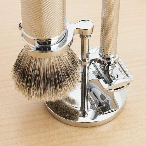 Бритвенный набор MUEHLE TRADITIONAL, хром, барсучий ворс высшей категории Silvertip, Т-образная бритва — изображение 3