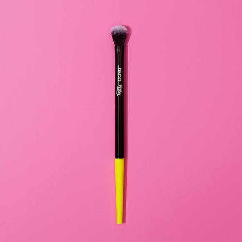 Кисть для нанесения и растушевки теней `DECO.` REBEL smokey shader — изображение 3