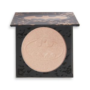 Хайлайтер для лица `REVOLUTION` DC тон bat light