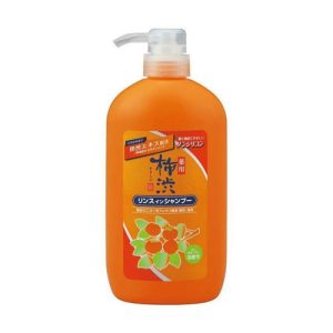 Кумано Косметикс Шампунь против перхоти с экстрактом хурмы Kakishibu, 600 мл (Kumano Cosmetics, Шампуни для волос)