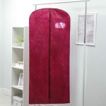 Чехол для одежды с окном 60x140 см, спанбонд, цвет бордо