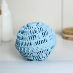Шар турмалиновый для стирки белья Доляна, 10x10 см, цвет голубой