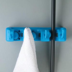 Держатель для уборочного инвентаря с крючками, 26x6x9 см, цвет МИКС